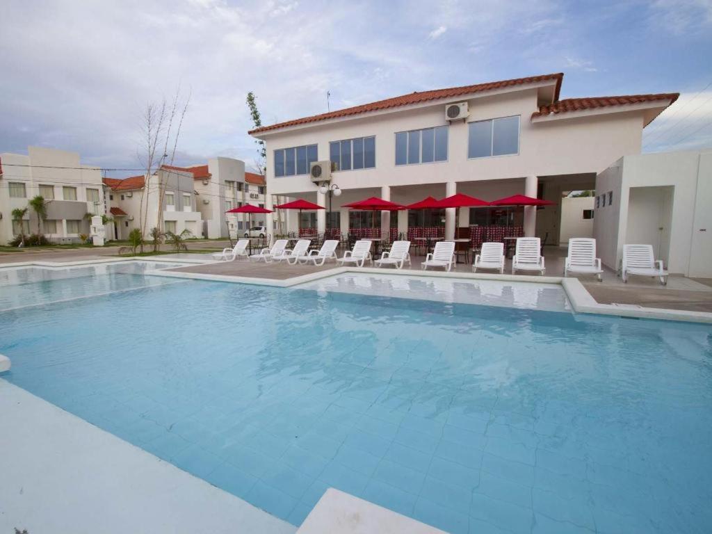 Terranova Suites Santa Cruz de La Sierra Zewnętrze zdjęcie